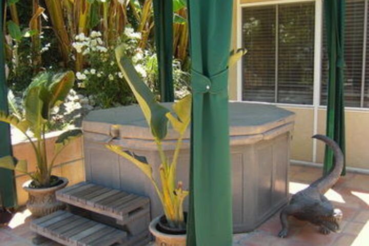 Sundeck 76 of 81