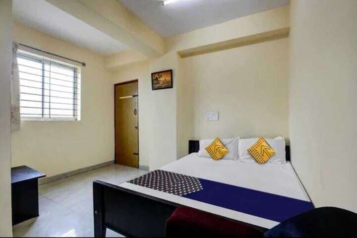 Room 2 of 5