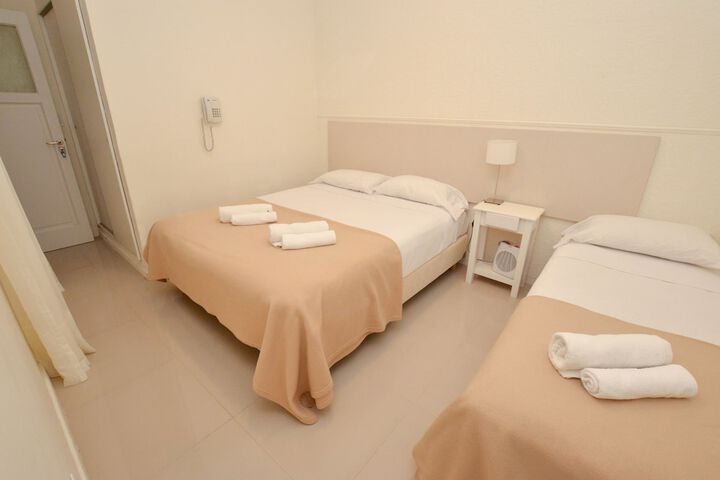 Room 14 of 34
