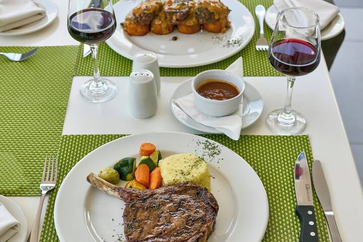 Dining 64 of 113