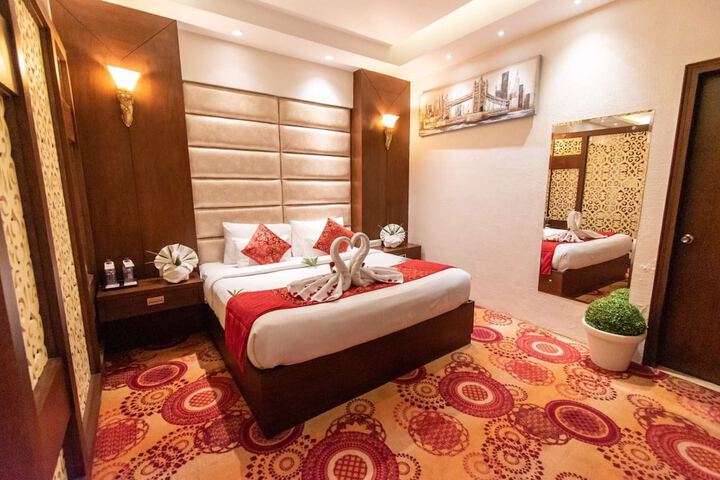 Room 10 of 74