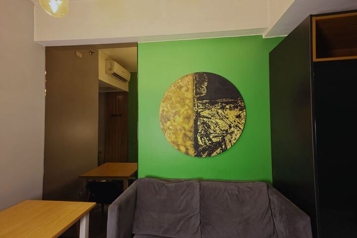 Room 12 of 28