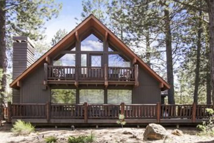 Crag 10 3 Br Home by RedAwning