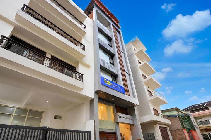 FabHotel Vatsa Residency
