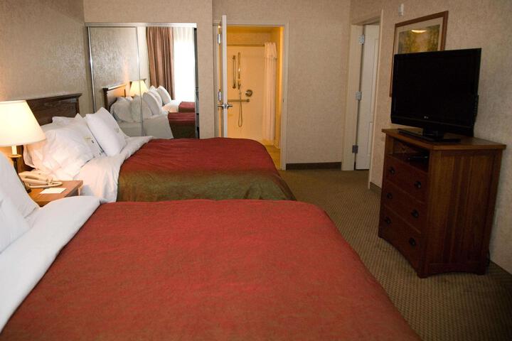 1 King Bed Studio Suite (20 of 21)