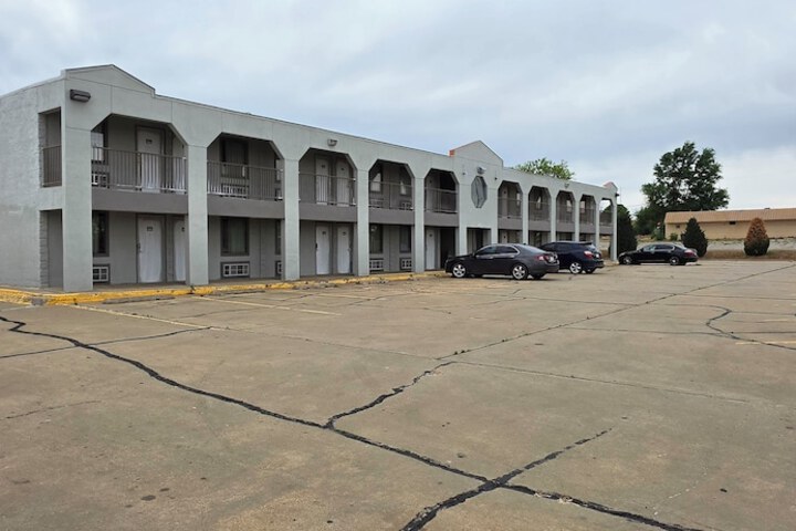 Hotel 12 of 13