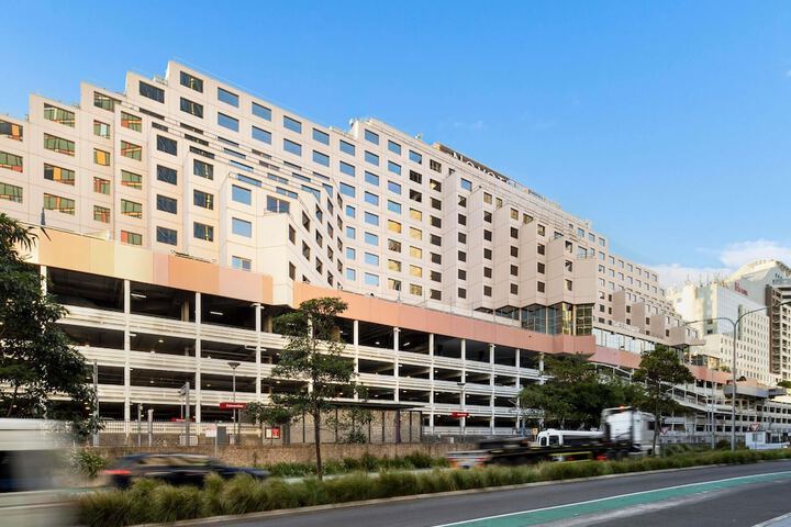 Hotel 221 of 227