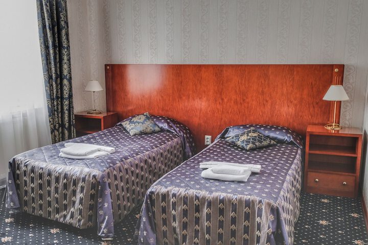 Room 6 of 56