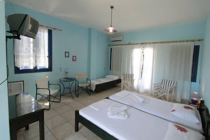 Room 11 of 46