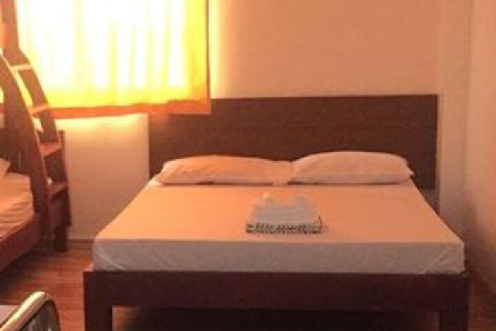 Room 16 of 22