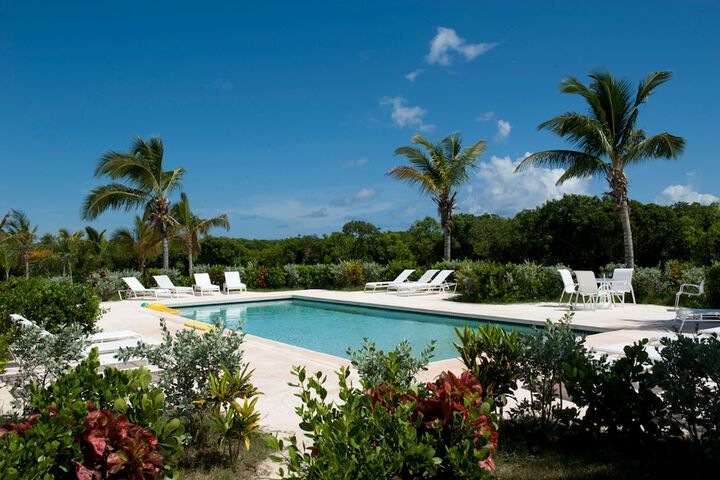 Pool 16 of 40