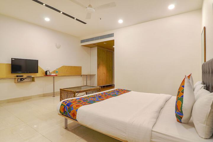 Room 12 of 43