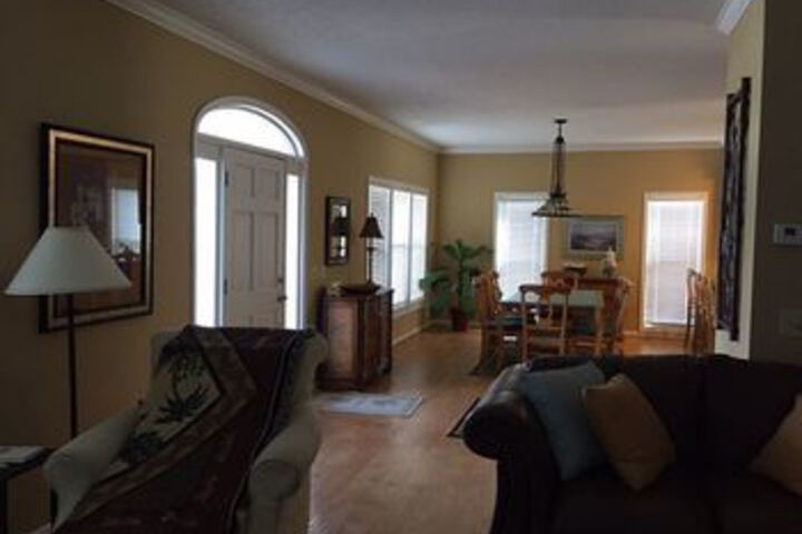 Room 14 of 27