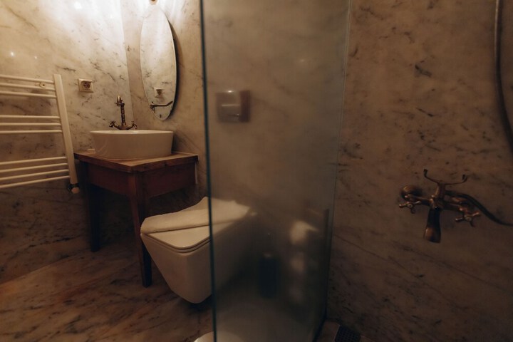 Room 57 of 112