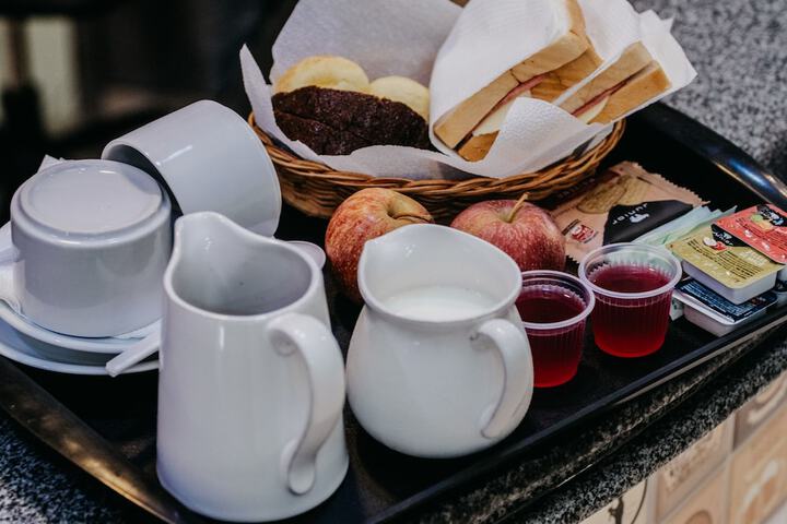 Breakfast/Coffee Service 45 of 50