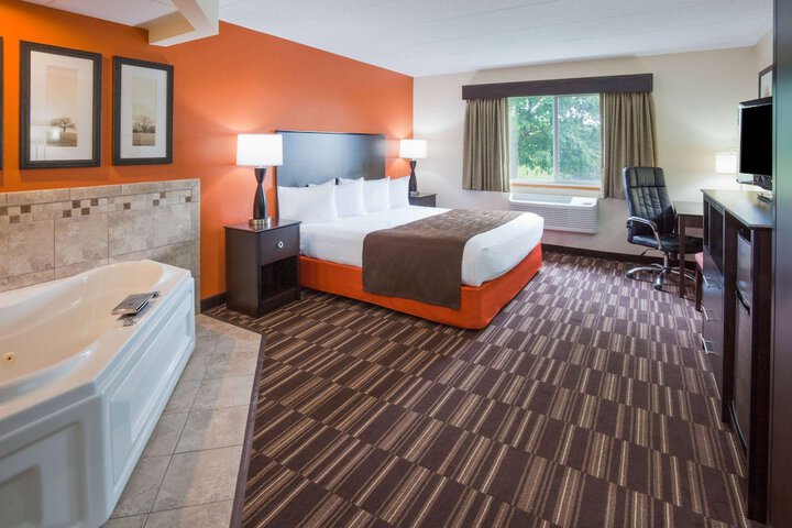 1 King Bed Studio Suite (1 of 9)