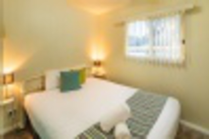 Room 220 of 792