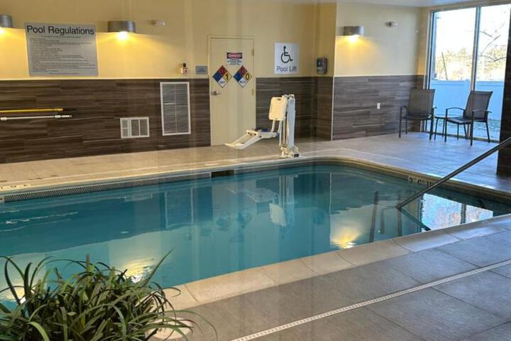 Fairfield Inn & Suites