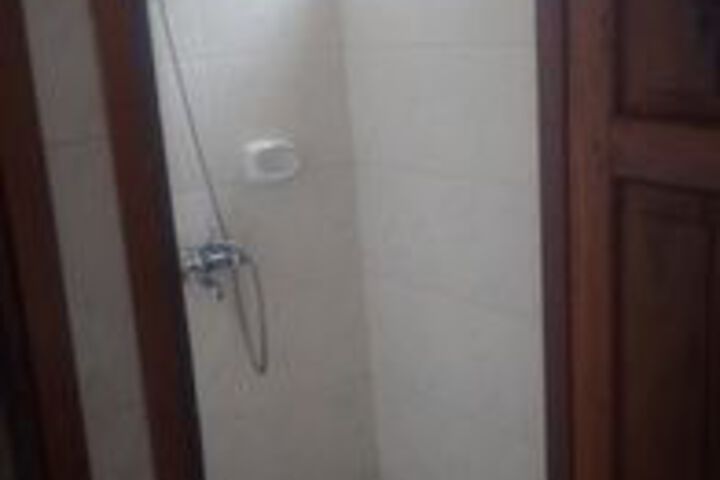 Room 6 of 40