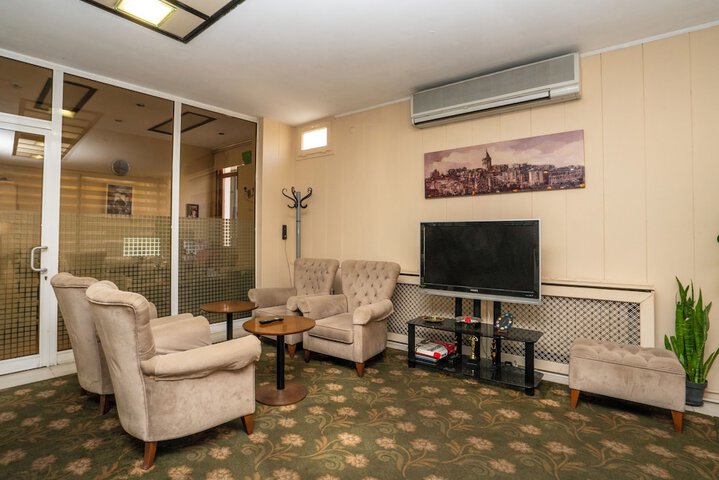 Hotel Interior 4 of 28