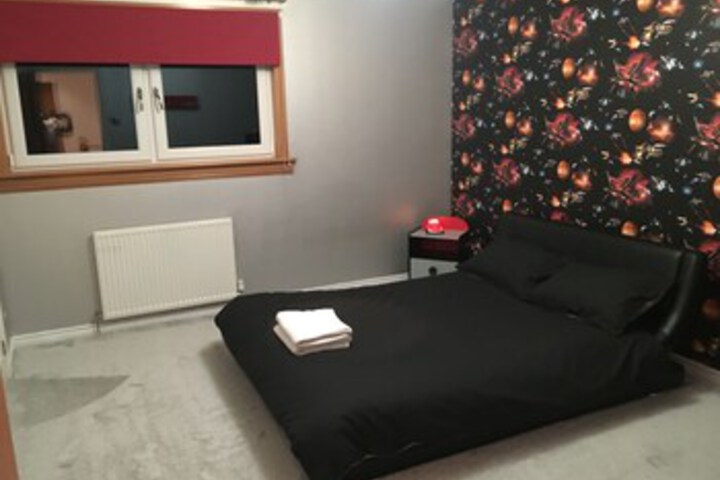 Room 15 of 28