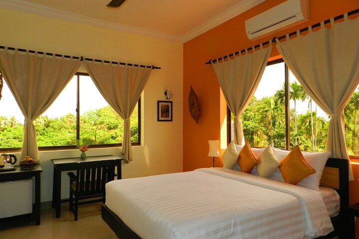 Room 17 of 36