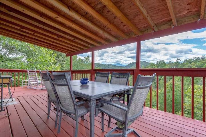 Eagle Ridge Mountain View Wifi in Sevierville, TN