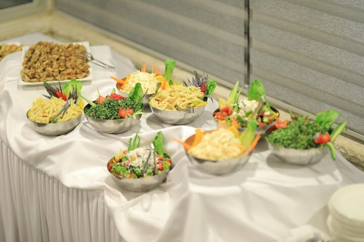 Dining 36 of 56