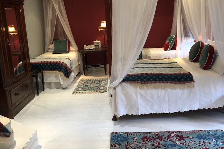 Room 16 of 81