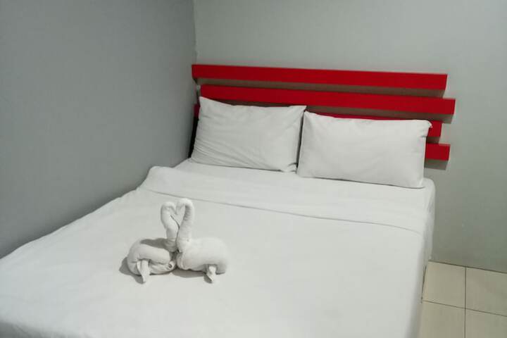 Room 5 of 34