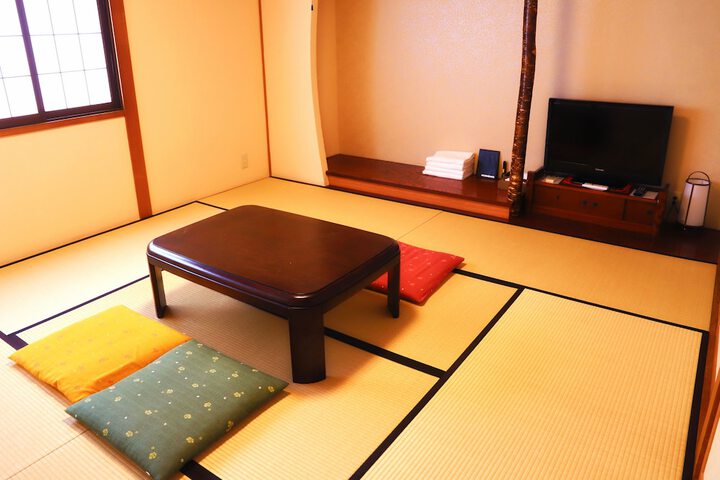 Room 12 of 59