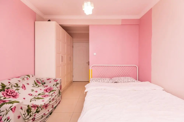 Room 3 of 14