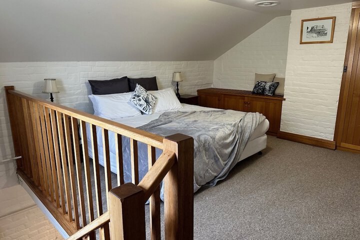 Room 11 of 63