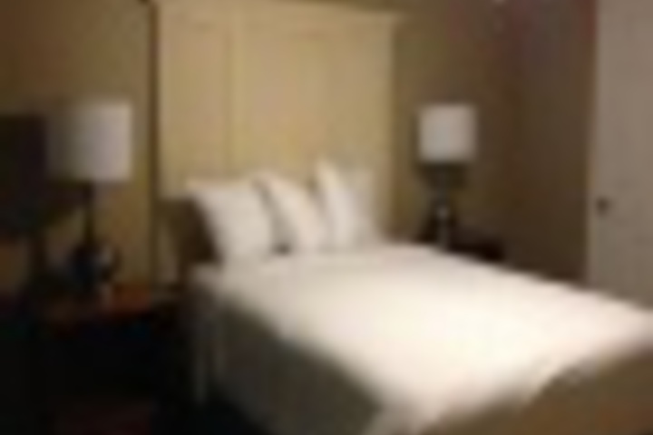 Room 27 of 144