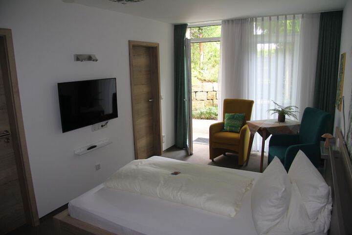 Room 19 of 110