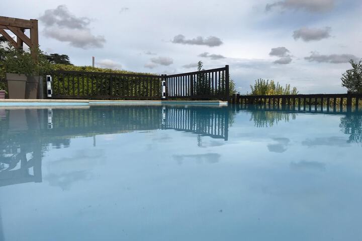 Hotel with Pool