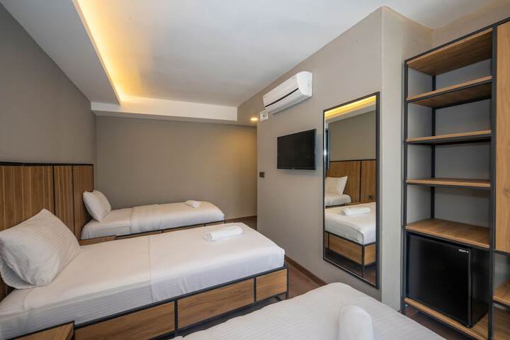 Room 83 of 88