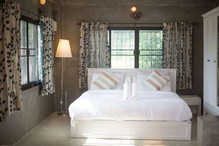 Room 32 of 114