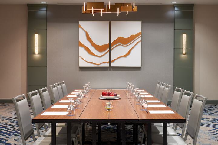 Meeting facility