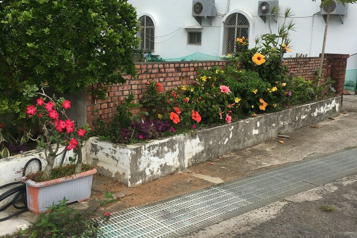Hotel Exterior 2 of 10
