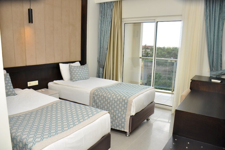 Room 30 of 82