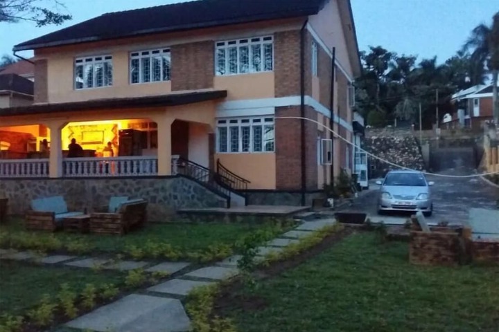 The Hub Hotel