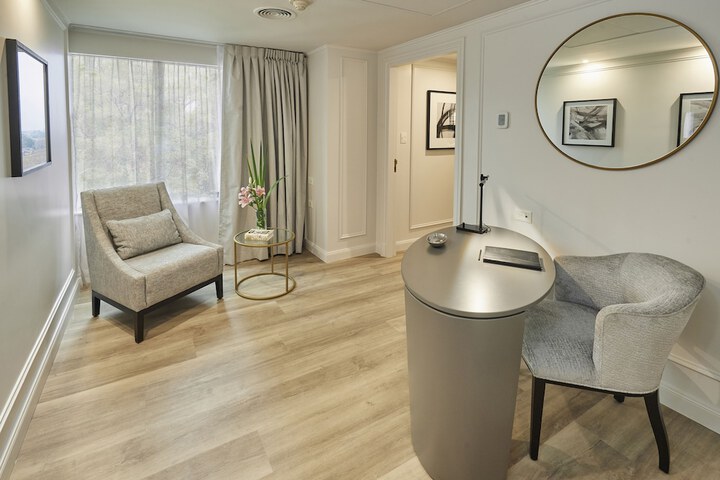 In-room business center