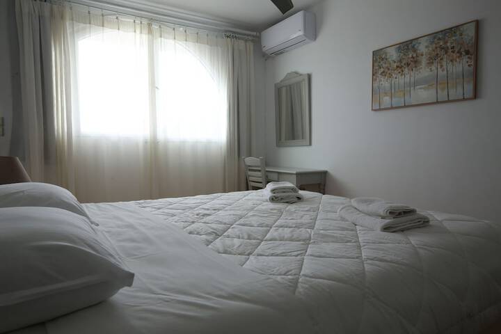 Room 44 of 123