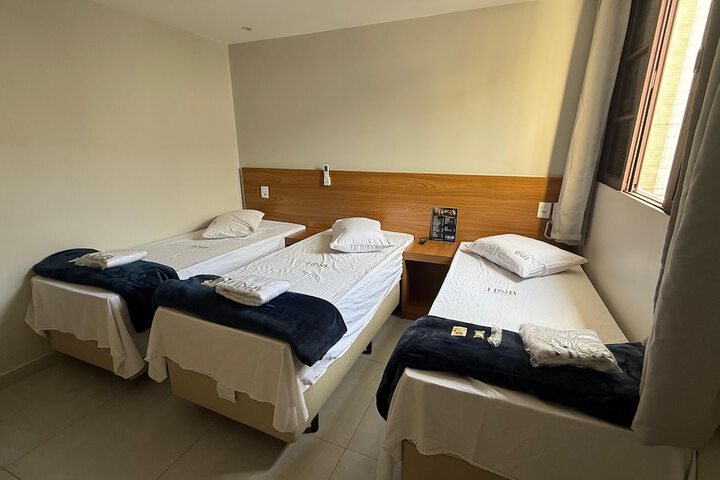 Room 8 of 37