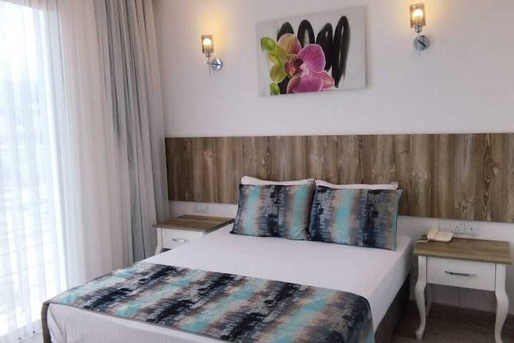 Velmer Hotel