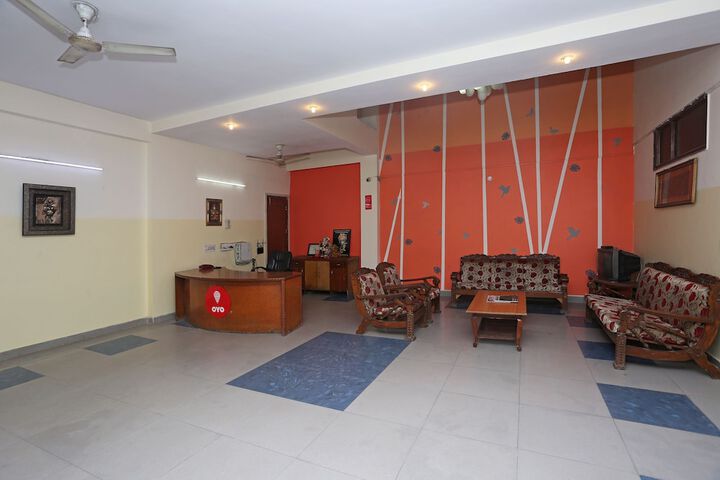 OYO 11361 HOTEL PARK RESIDENCY