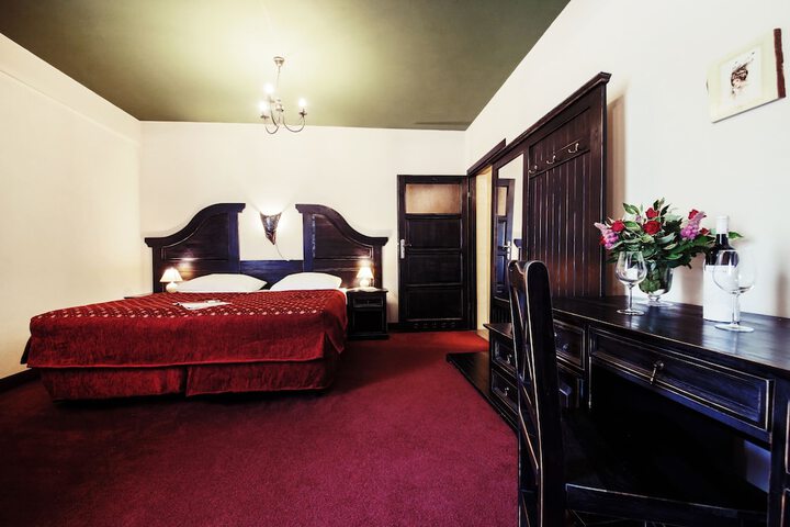 Room 18 of 59