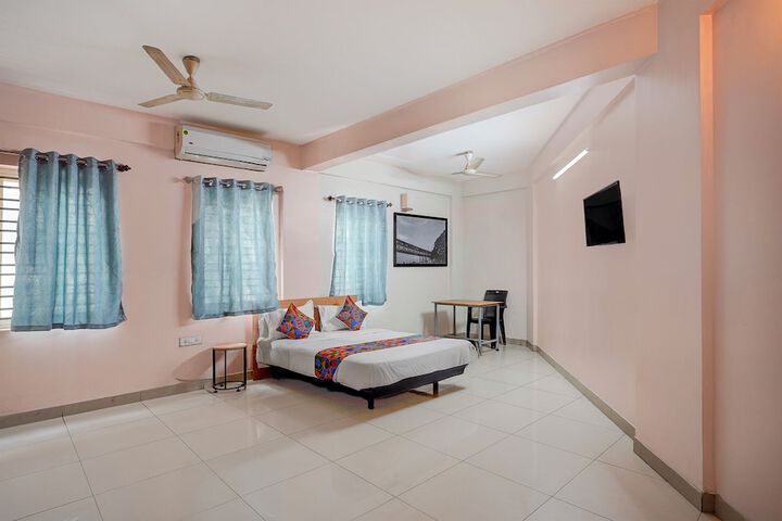 Room 19 of 33