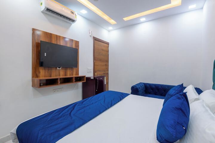 Room 7 of 23